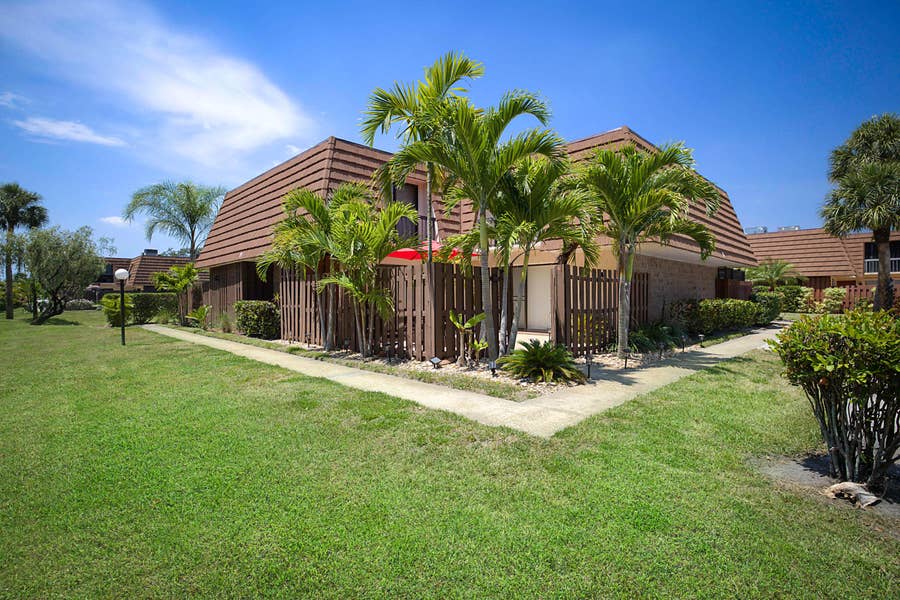 Property photo for 825 Center Street, #11c, Jupiter, FL