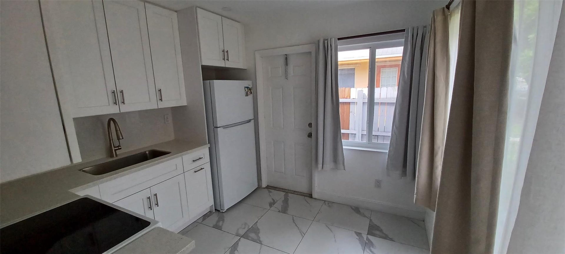 602 SE 2nd Avenue, Dania, Dania Beach, FL 33004 Photo 5