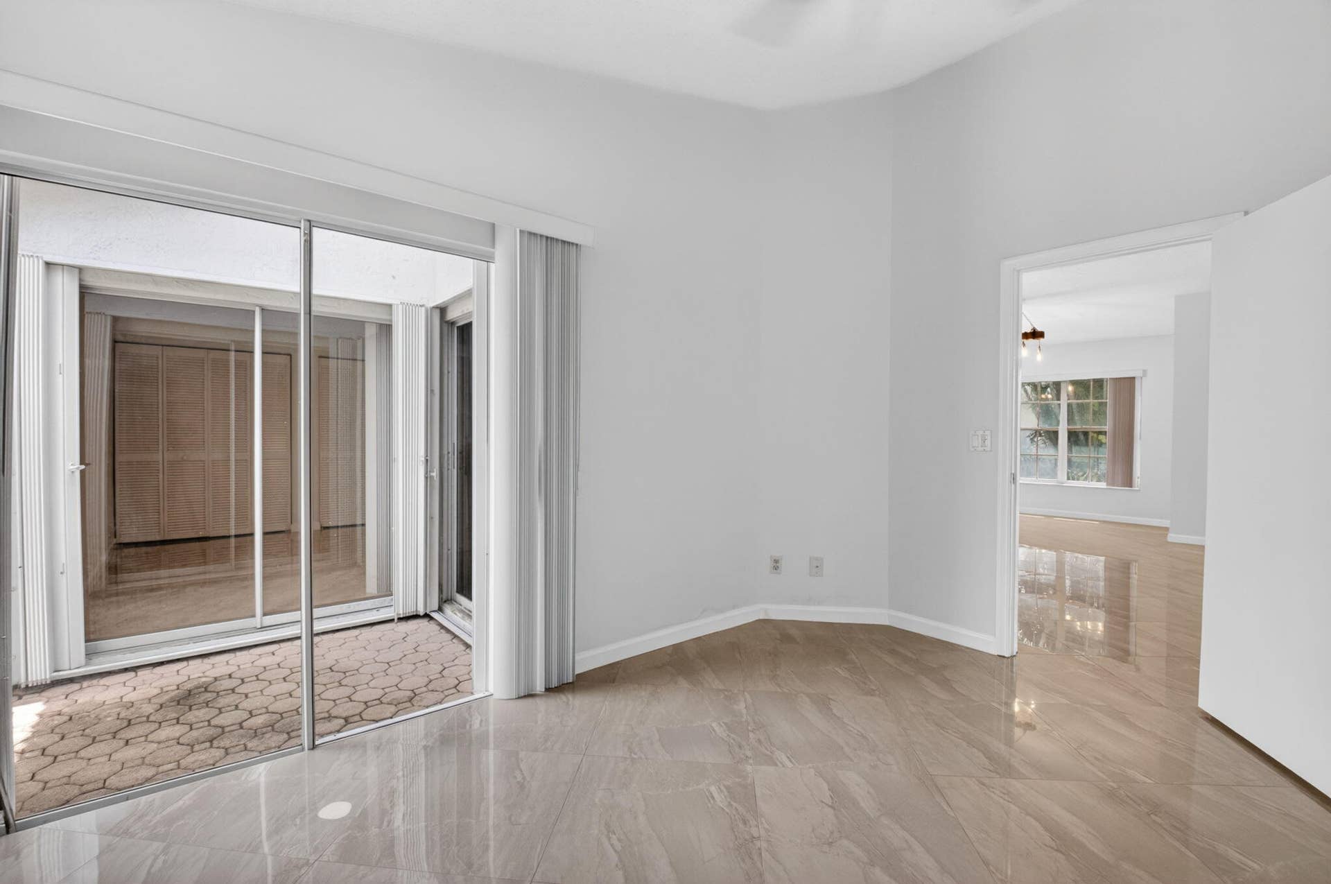 6413 Lansdowne Circle, Boynton Beach, FL 33472 Bedroom 1