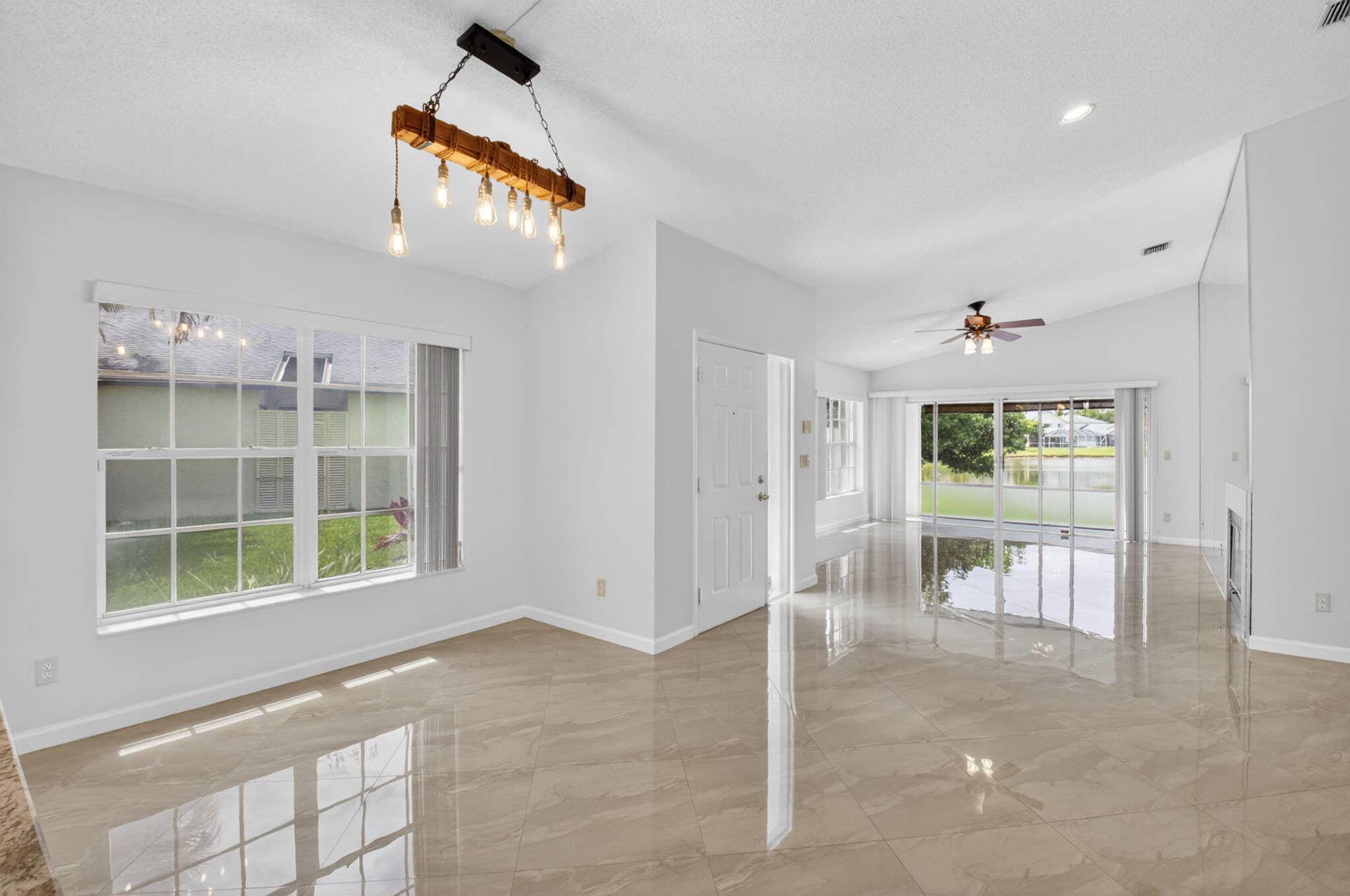 6413 Lansdowne Circle, Boynton Beach, FL 33472 Dining Room