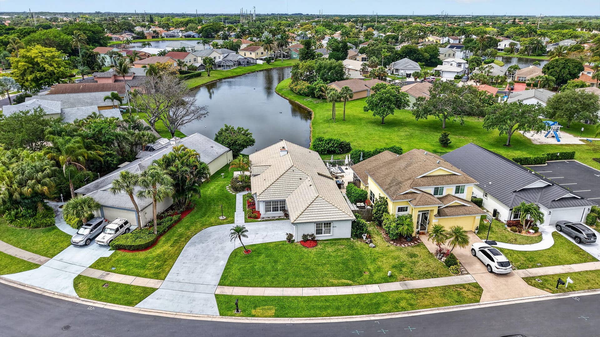 6413 Lansdowne Circle, Boynton Beach, FL 33472 Aerial