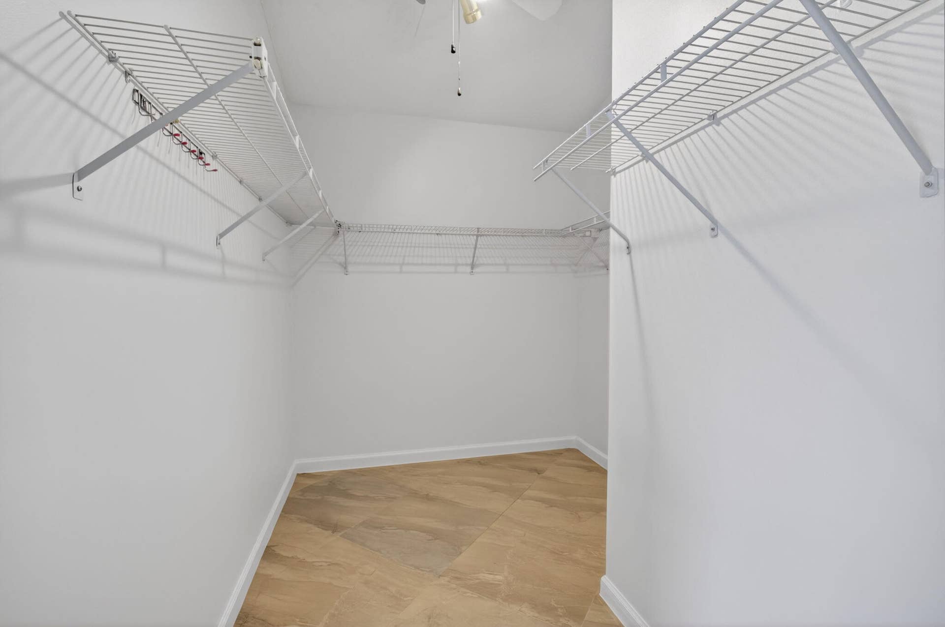 6413 Lansdowne Circle, Boynton Beach, FL 33472 Master walk in closet