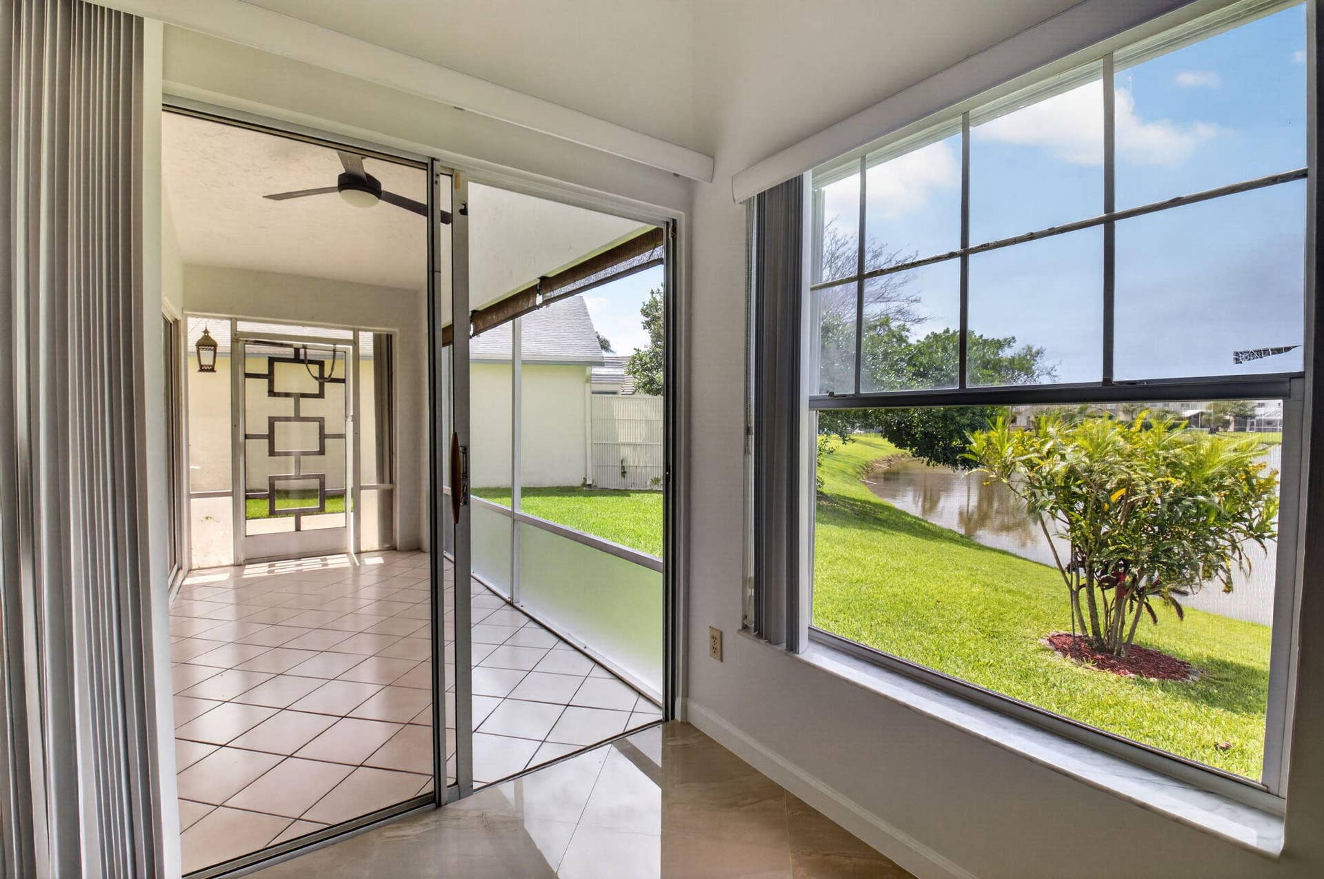 6413 Lansdowne Circle, Boynton Beach, FL 33472 Master bd to patio