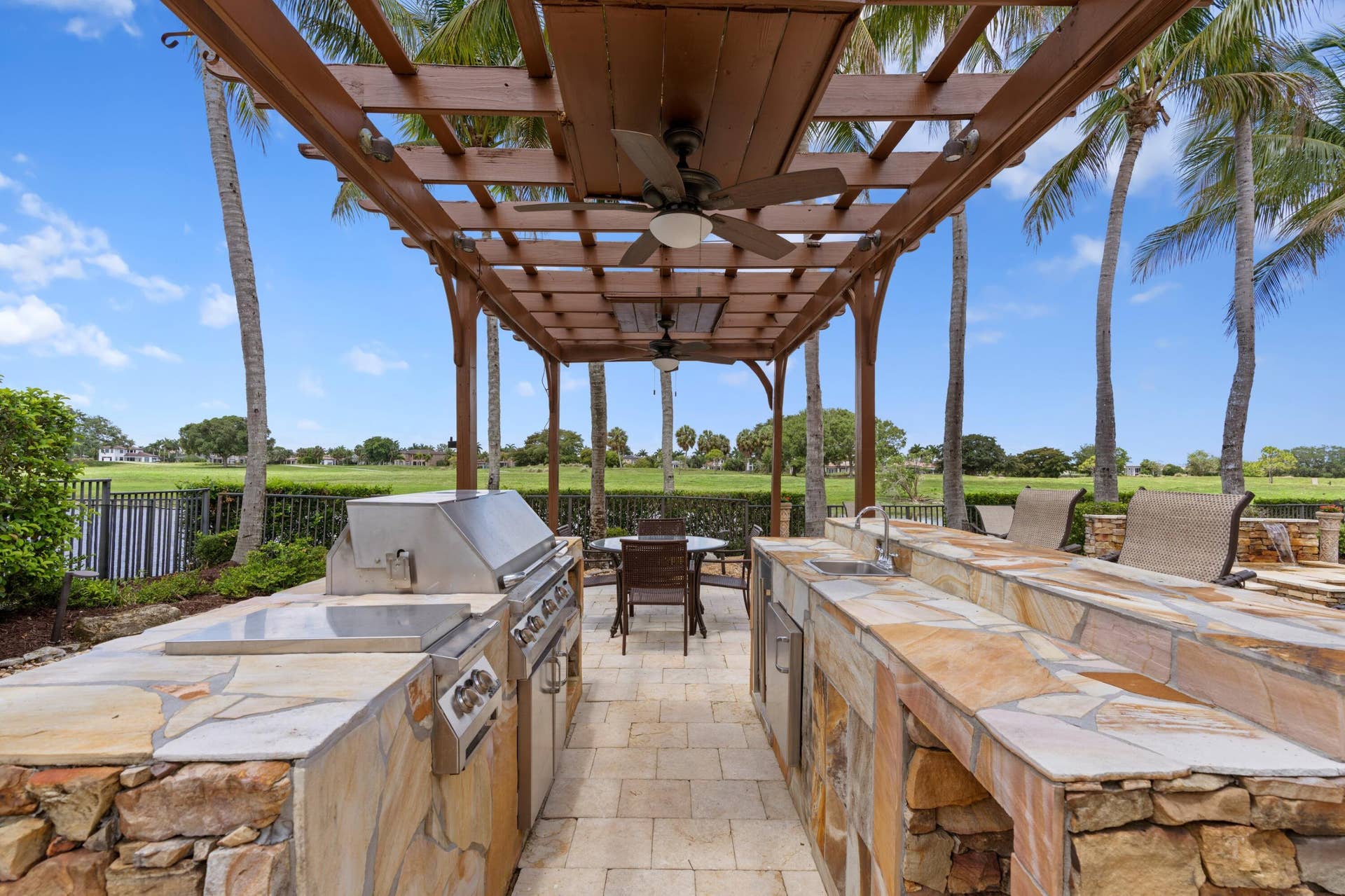 7489 NW 117th Lane, Parkland, FL 33076 6 Summer Kitchen