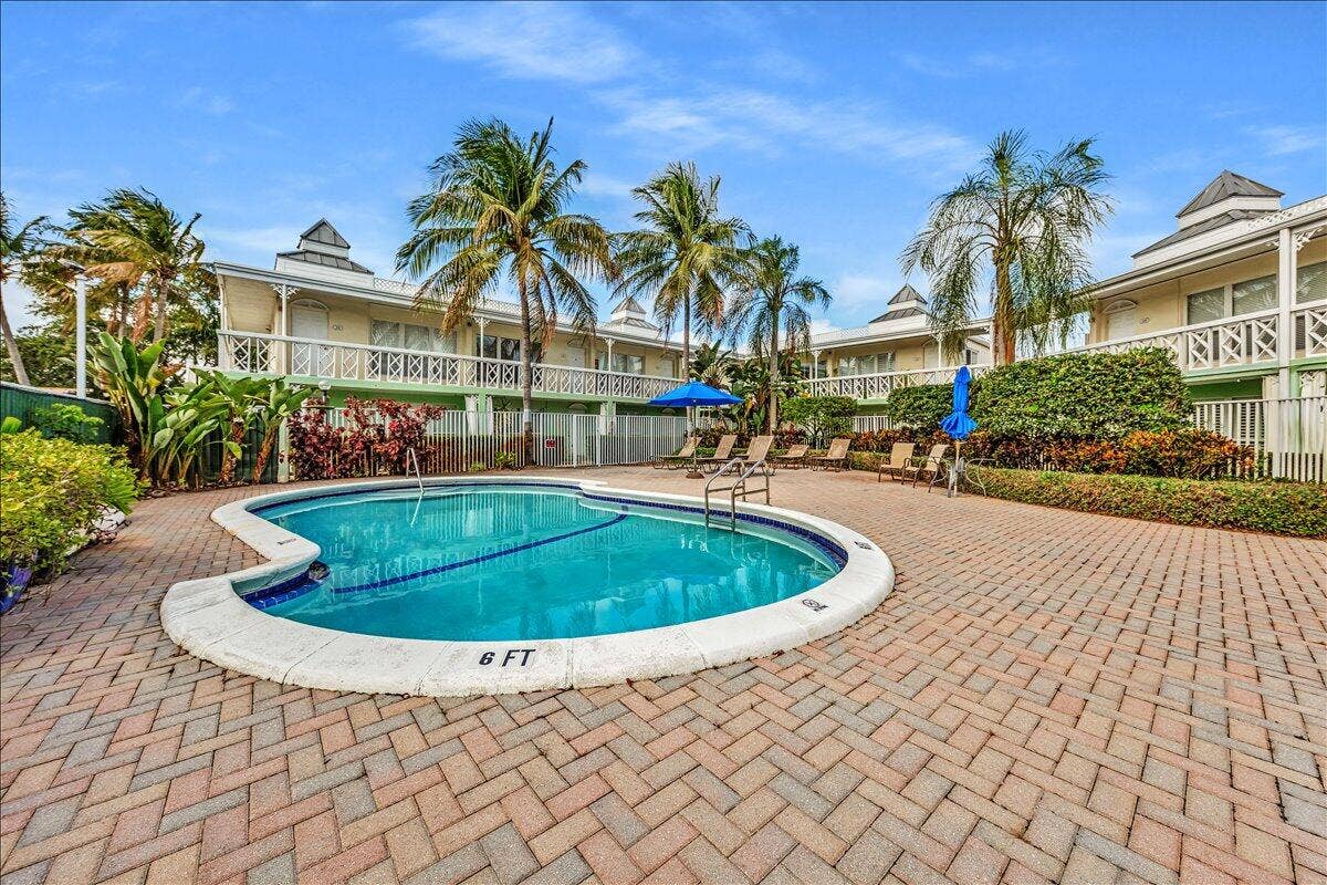 2124 NE 5th Avenue, #212, Wilton Manors, FL 33305 30-306A4410