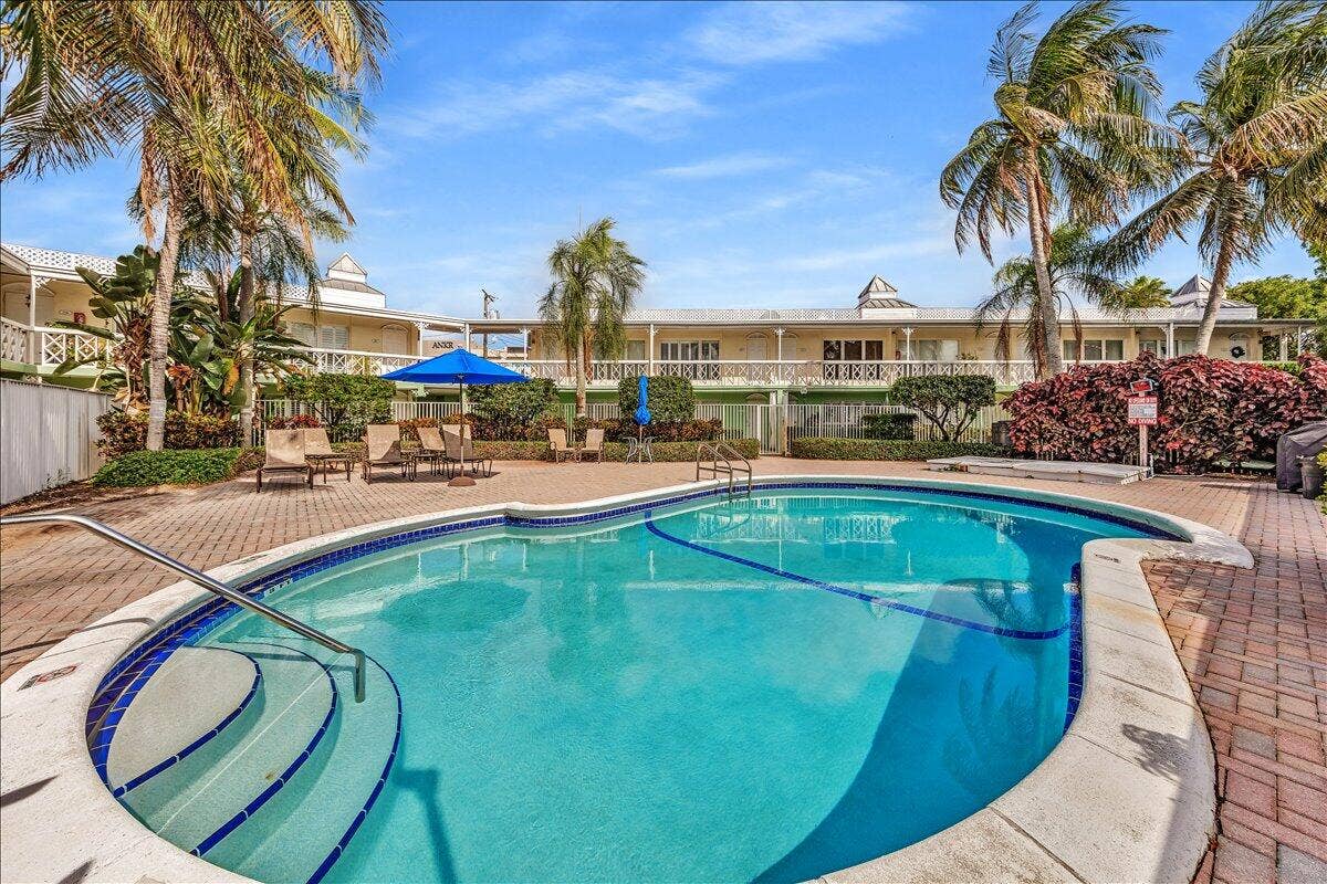 2124 NE 5th Avenue, #212, Wilton Manors, FL 33305 31-306A4413