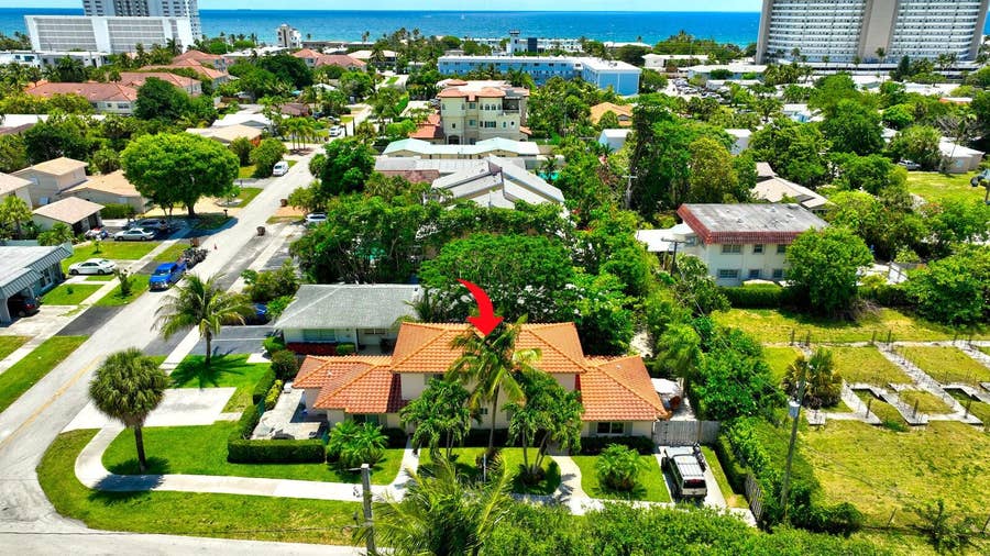 Property photo for 560-570 NE 19th Avenue, Deerfield Beach, FL