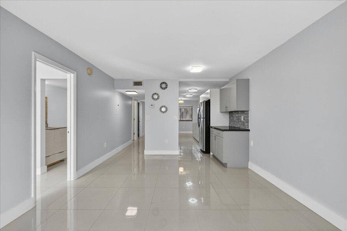 7451 NW 16th Street, #407, Plantation, FL 33313 10-8I8A0758