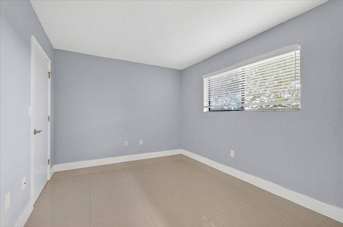 7451 NW 16th Street, #407, Plantation, FL 33313 23-8I8A0833