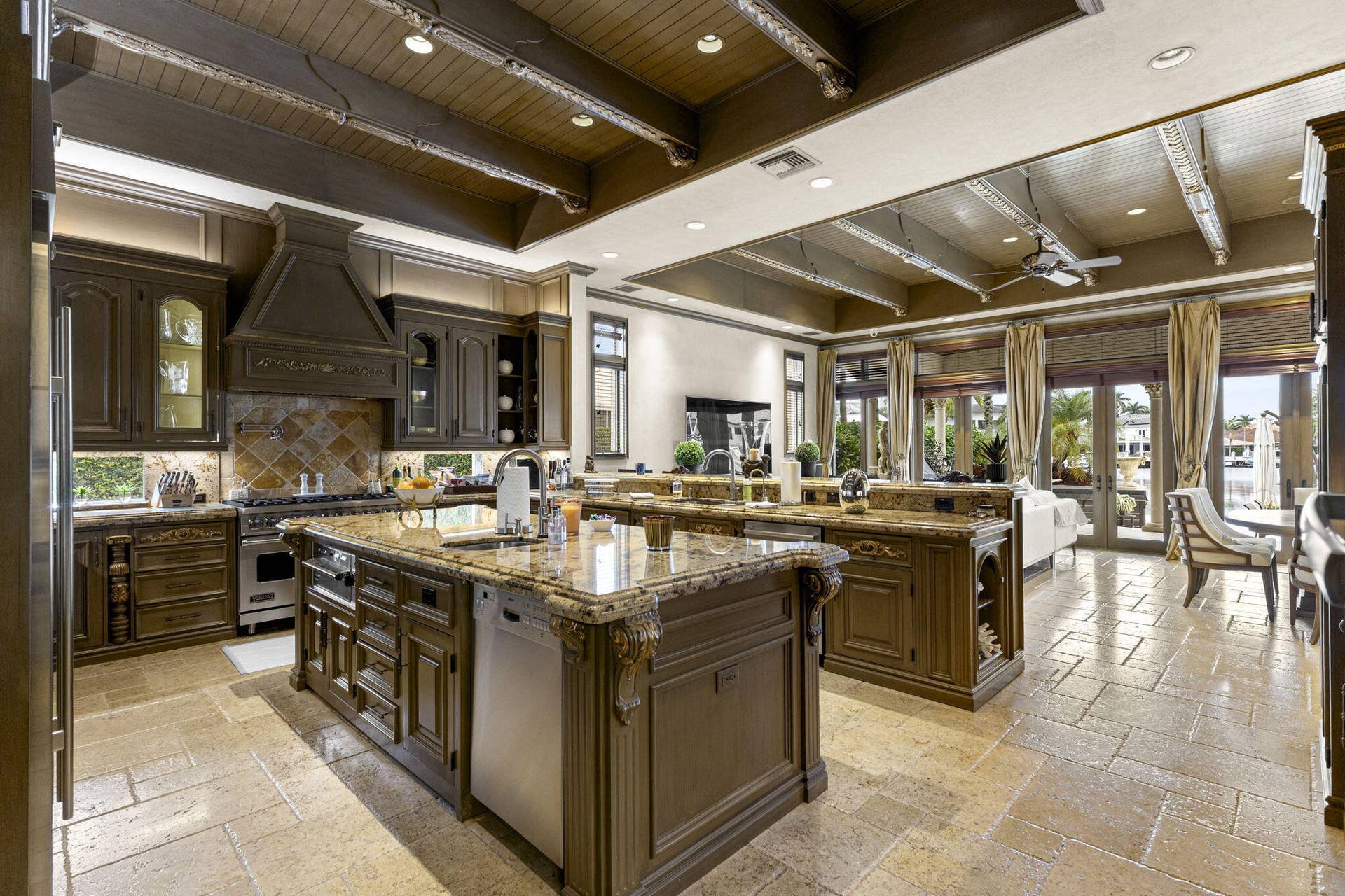 3131 NE 27TH Avenue, Lighthouse Point, FL 33064 9-web-or-mls-AR Media 10