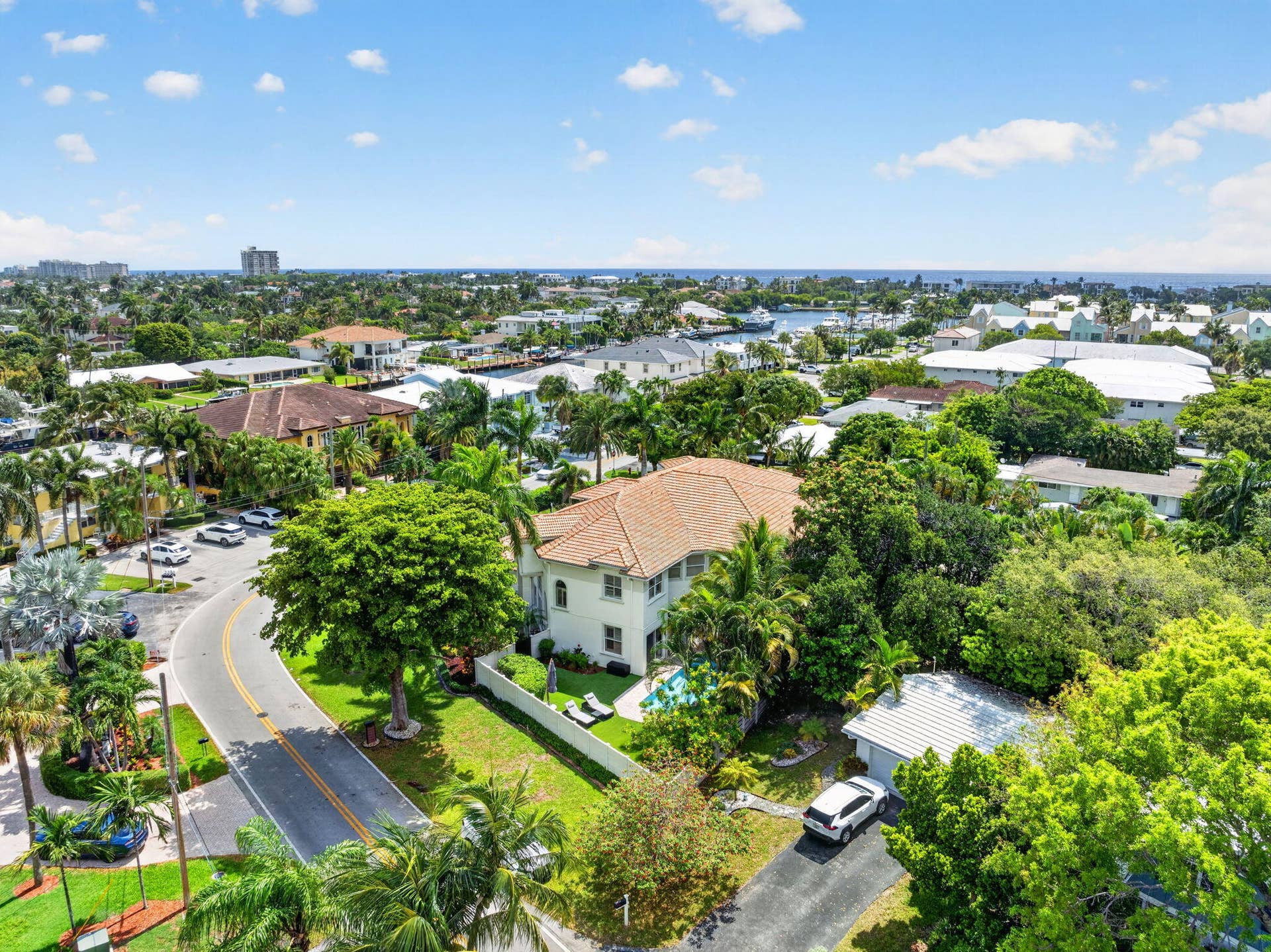 2844 NE 26th Avenue, Lighthouse Point, FL 33064 4-web-or-mls-DJI_0067