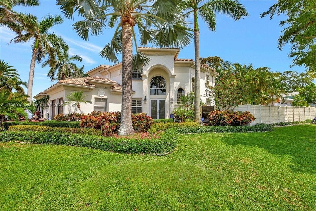 2844 NE 26th Avenue, Lighthouse Point, FL 33064 2844-ne-26th-ave-lighthouse-point-fl-pri