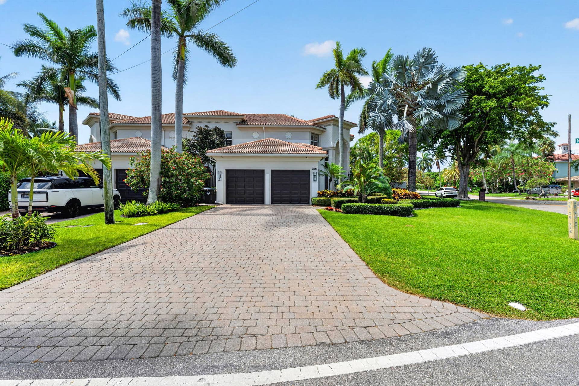 2844 NE 26th Avenue, Lighthouse Point, FL 33064 21-web-or-mls-DSC05787