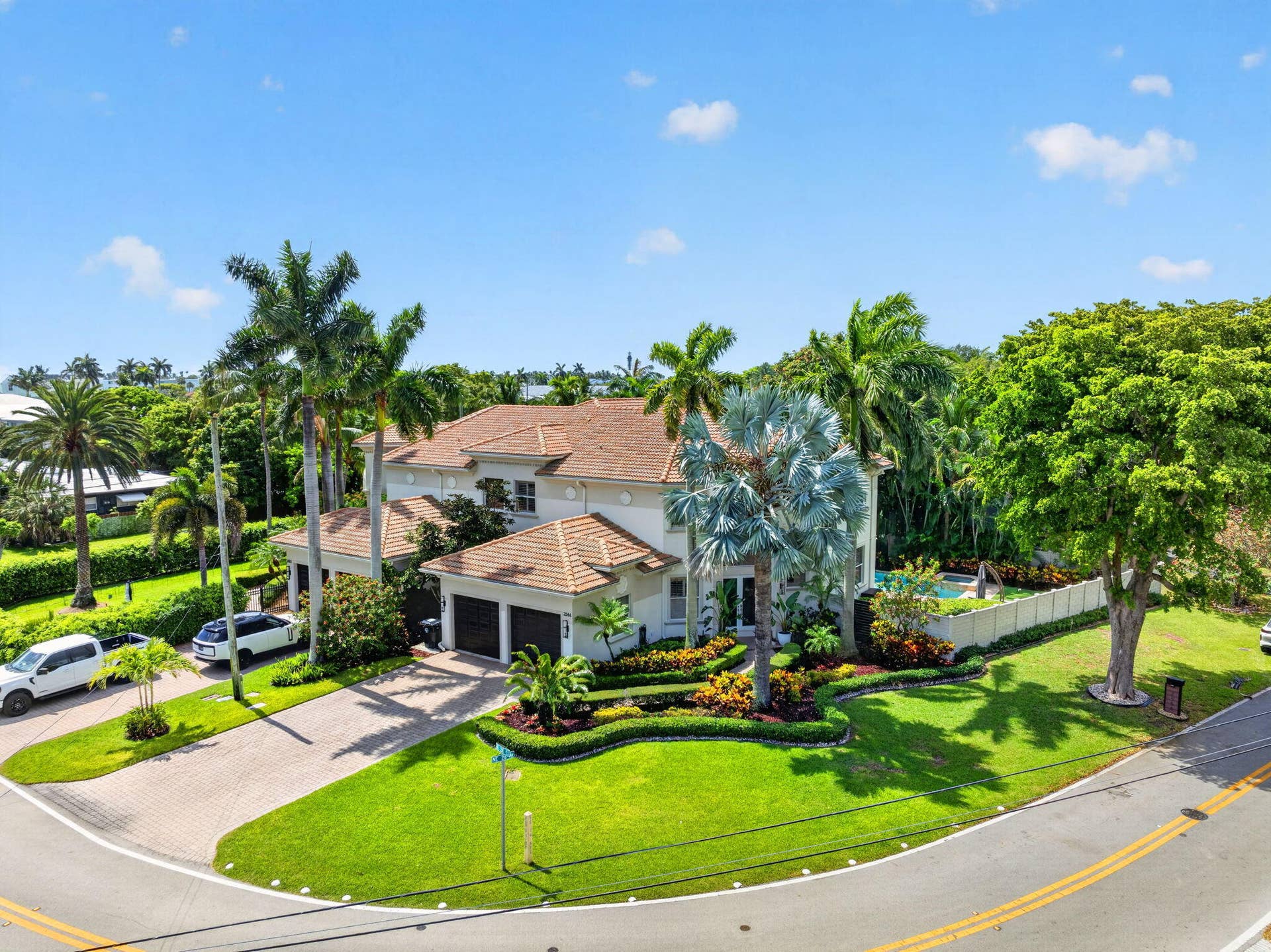 2844 NE 26th Avenue, Lighthouse Point, FL 33064 11-web-or-mls-DJI_0102