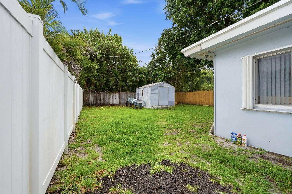712 NE 10th Avenue, Pompano Beach, FL 33060 022_DSC09744_MLS
