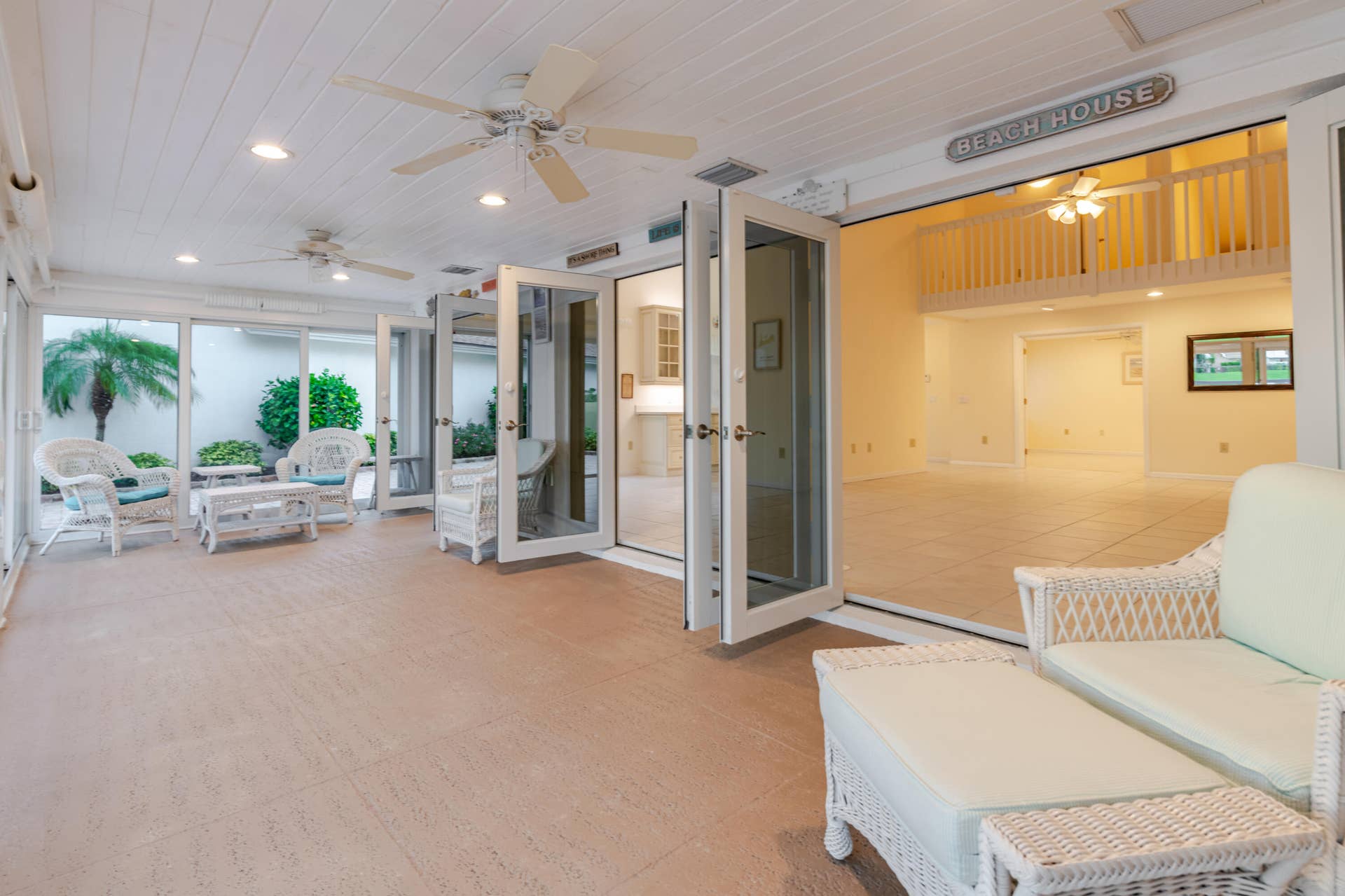 26 Sunroom