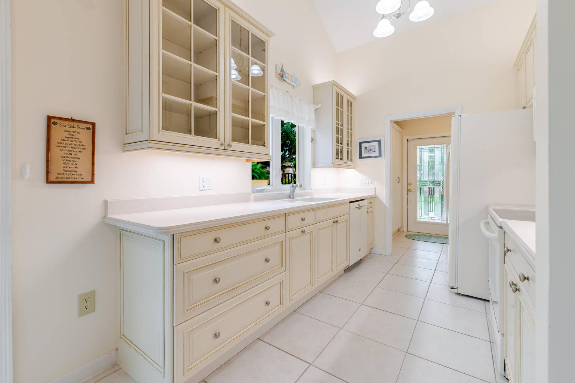 17 Kitchen 2