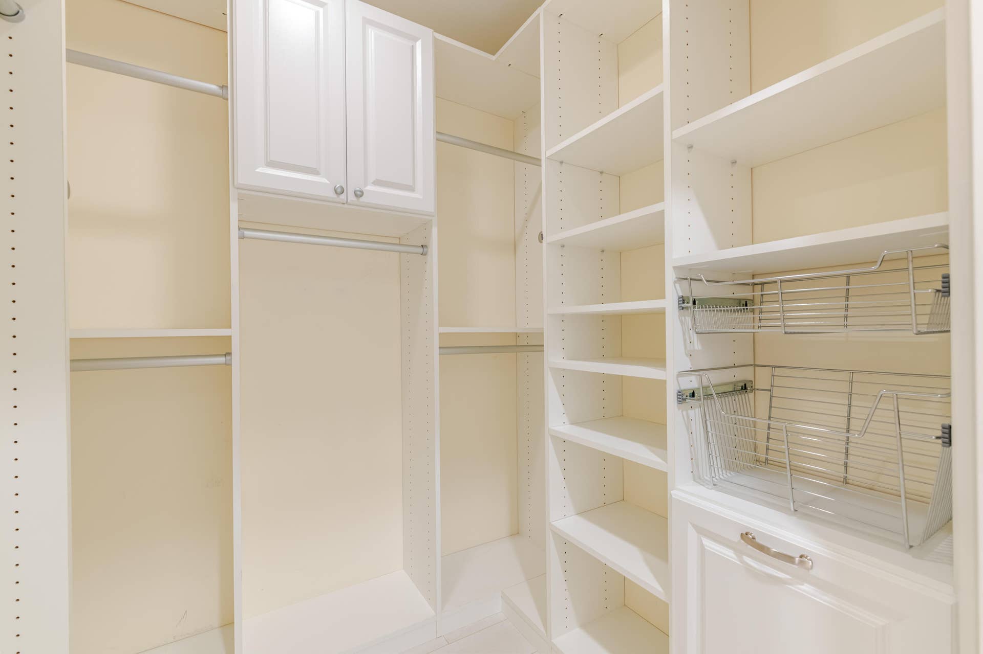 38 Primary - Closet 3