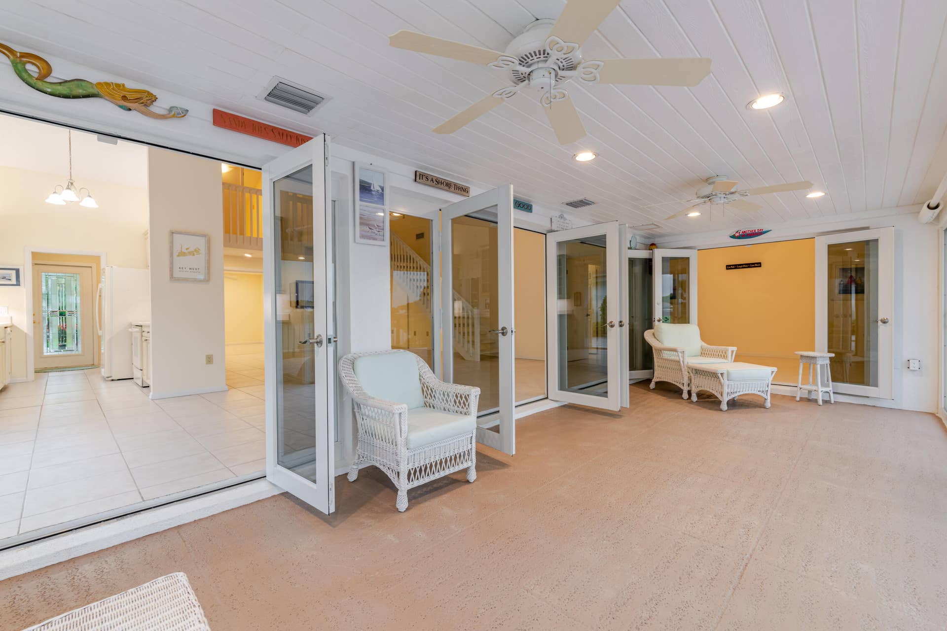 27 Sunroom 3