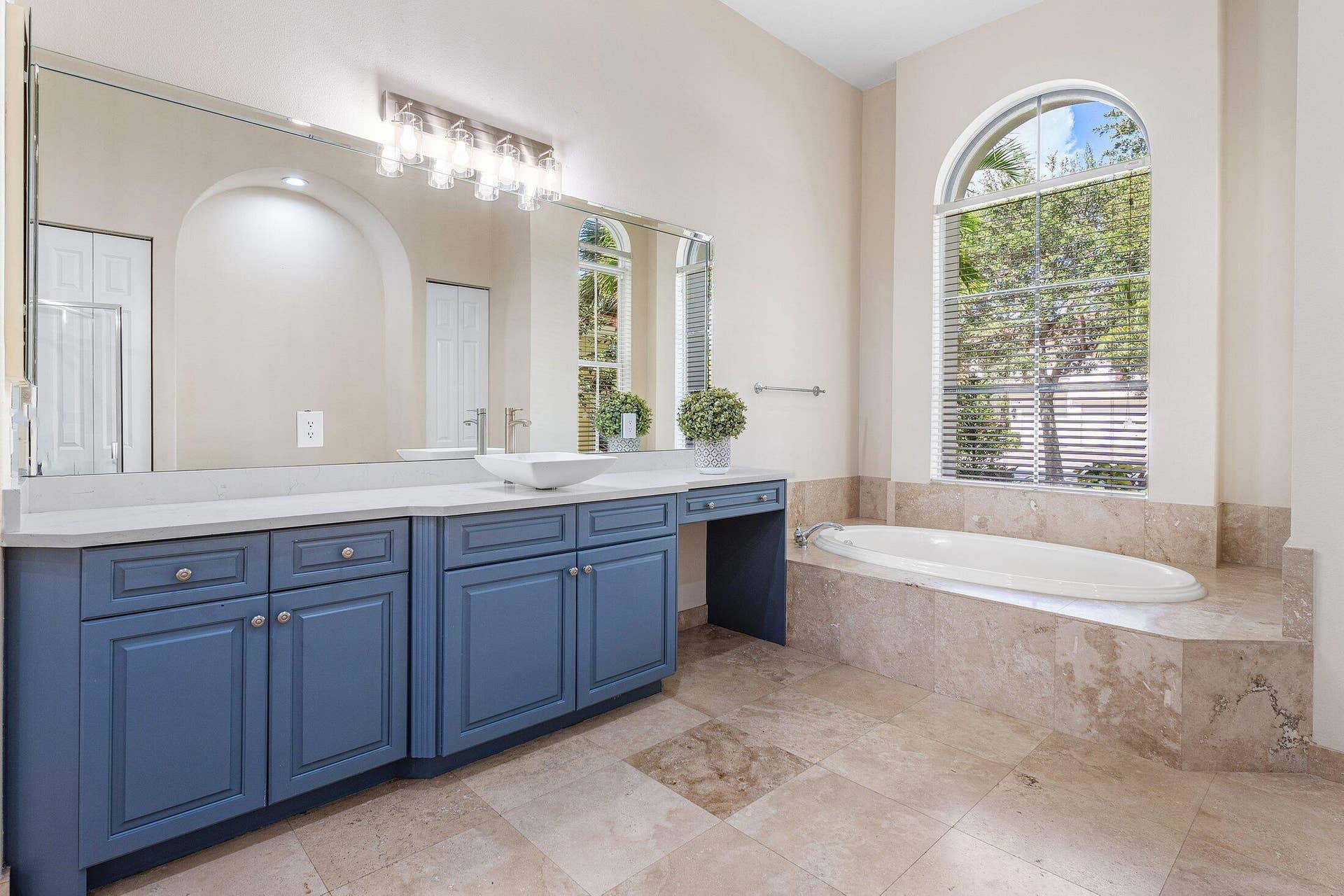 3381 Lago De Talavera, Lake Worth, FL 33467 3381 Lago De Talavera (37)