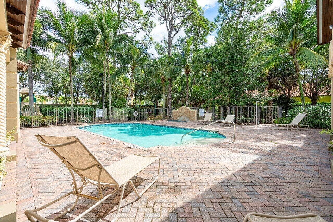 3381 Lago De Talavera, Lake Worth, FL 33467 3240 Lago De Talavera (129)