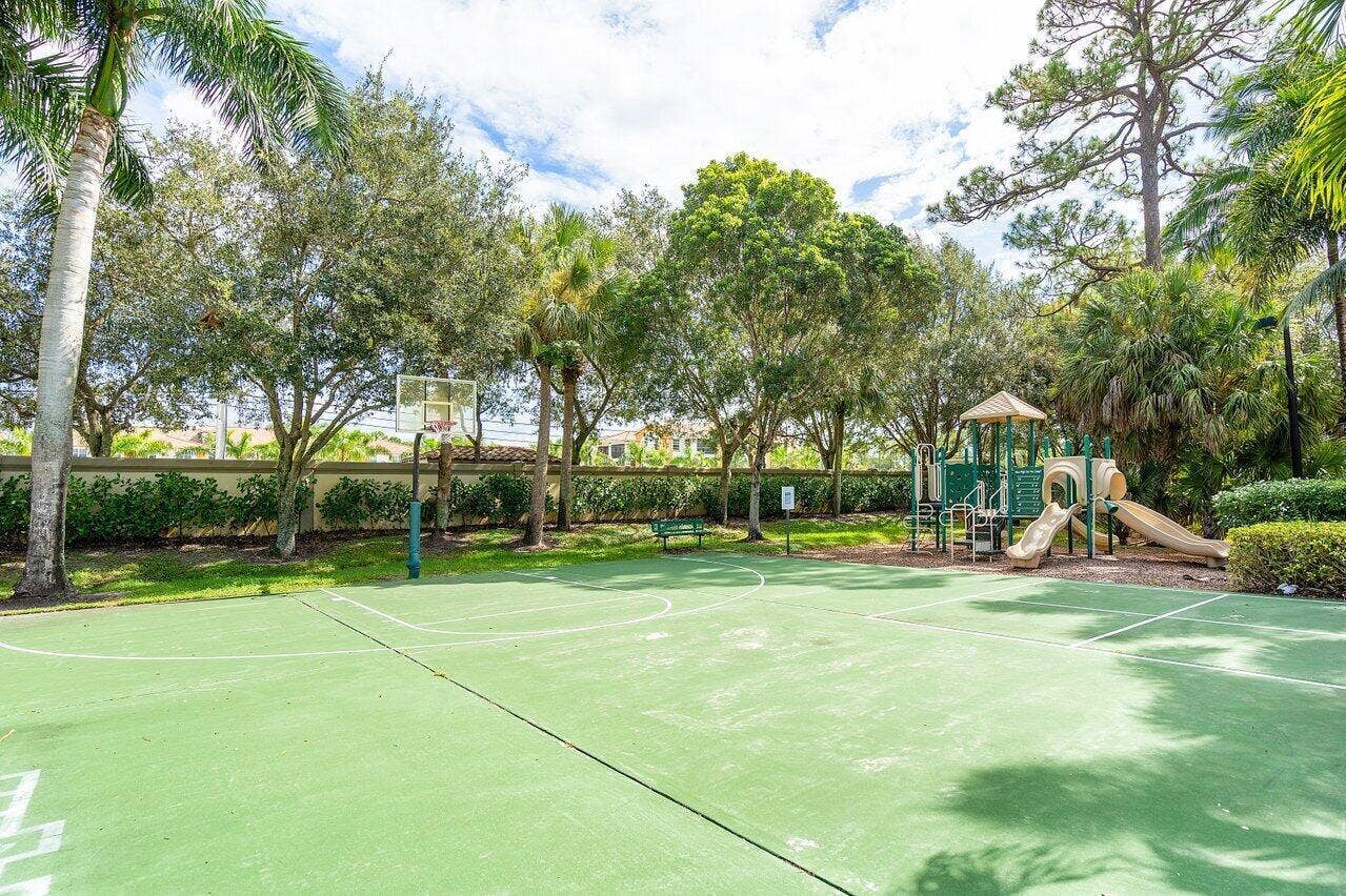 3381 Lago De Talavera, Lake Worth, FL 33467 3240 Lago De Talavera (126)