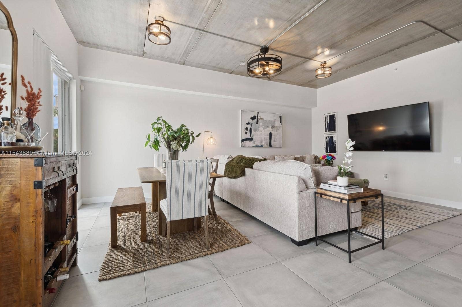 111 SE 2nd Street, #201, Delray Beach, FL 33444 2