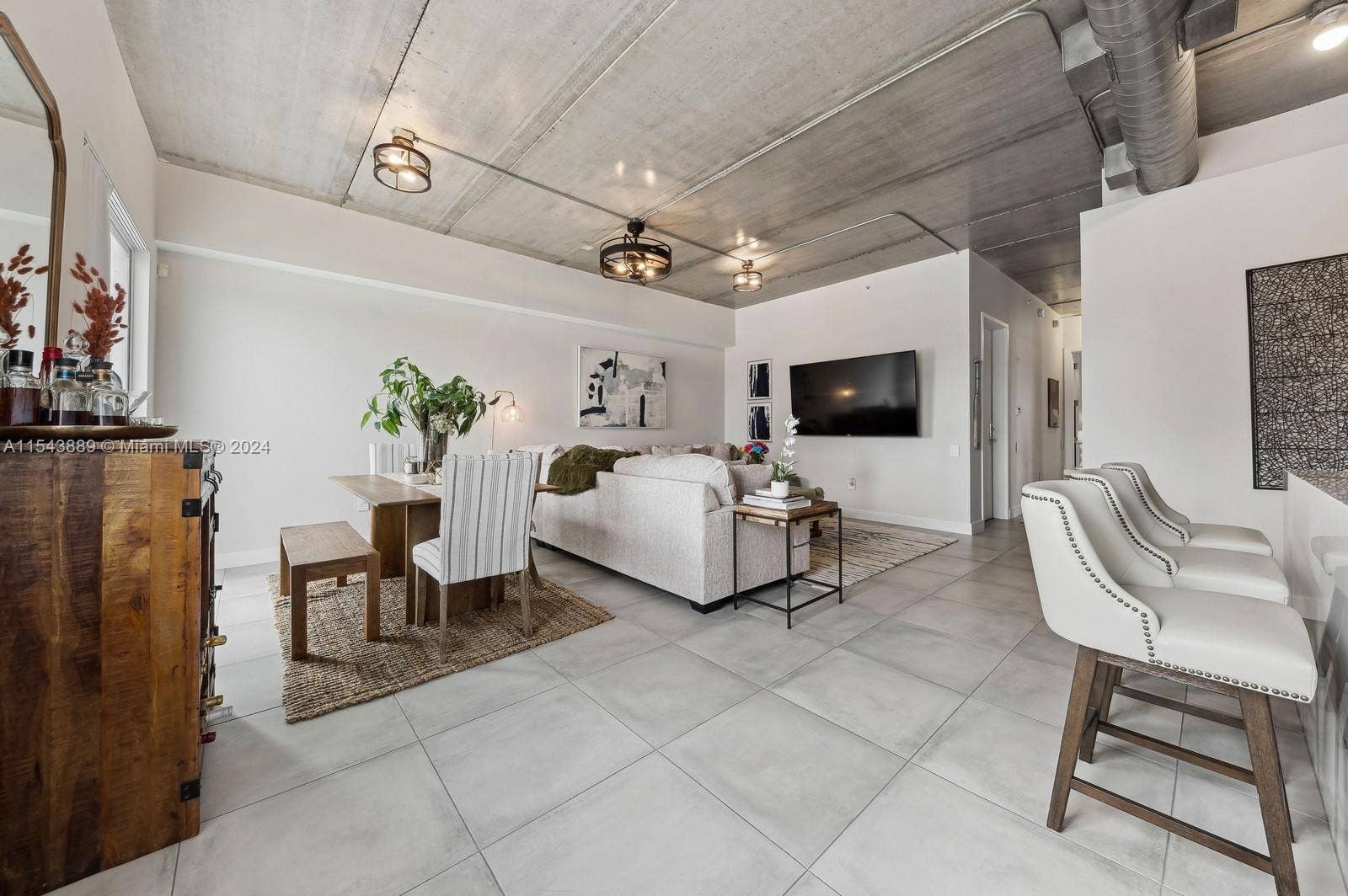 111 SE 2nd Street, #201, Delray Beach, FL 33444 1