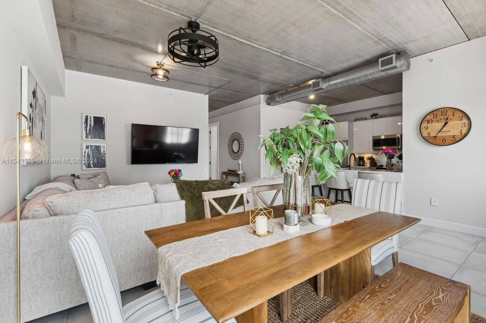 111 SE 2nd Street, #201, Delray Beach, FL 33444 4