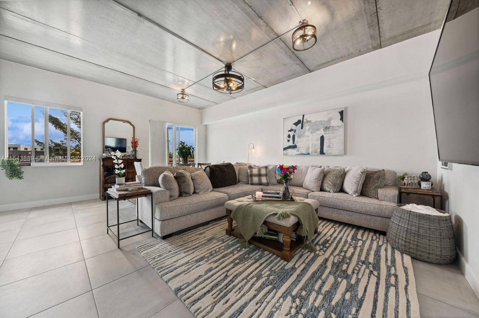 111 SE 2nd Street, #201, Delray Beach, FL 33444 3