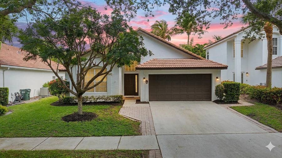 Property photo for 981 Delray Lakes Drive, Delray Beach, FL