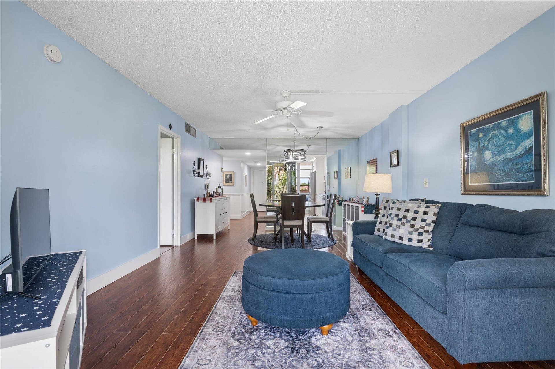 250 Jacaranda Drive, #408, Plantation, FL 33324 Living & Dining Room