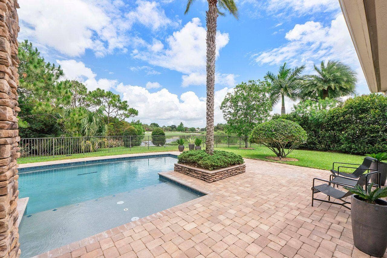 10135 Emerson Street, Parkland, FL 33076 10135-49