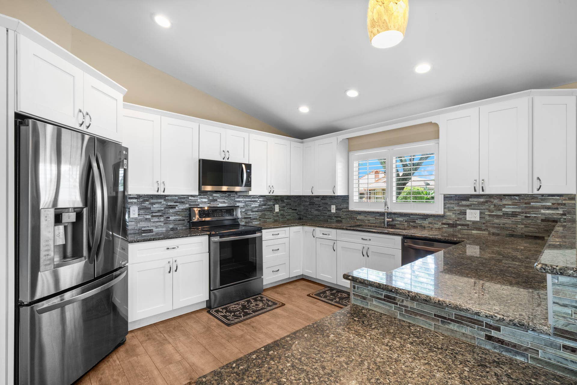 11595 S Quayside Drive, Cooper City, FL 33026 14-web