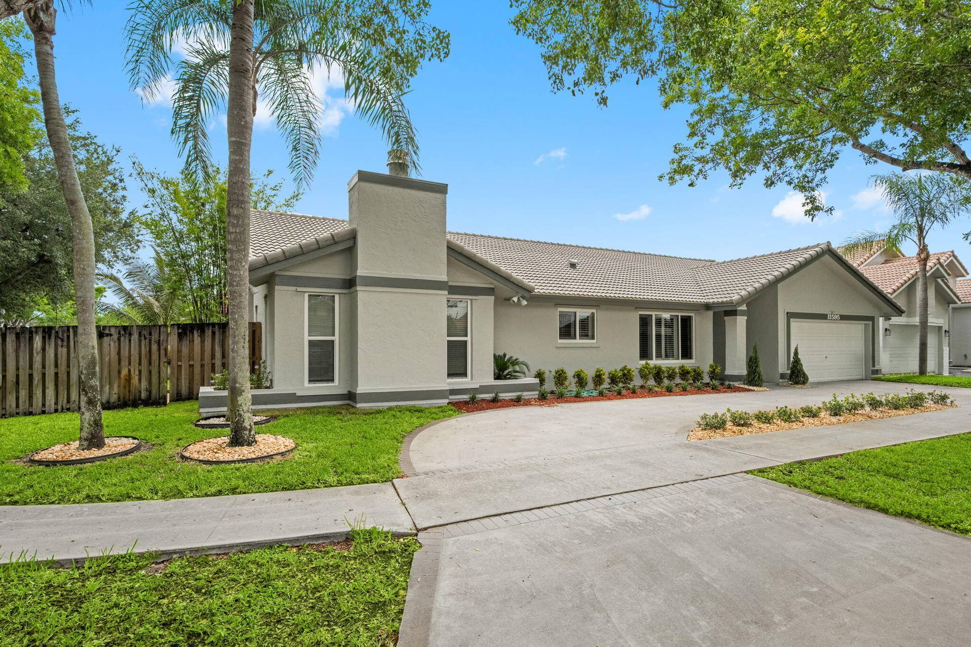 11595 S Quayside Drive, Cooper City, FL 33026 2-web