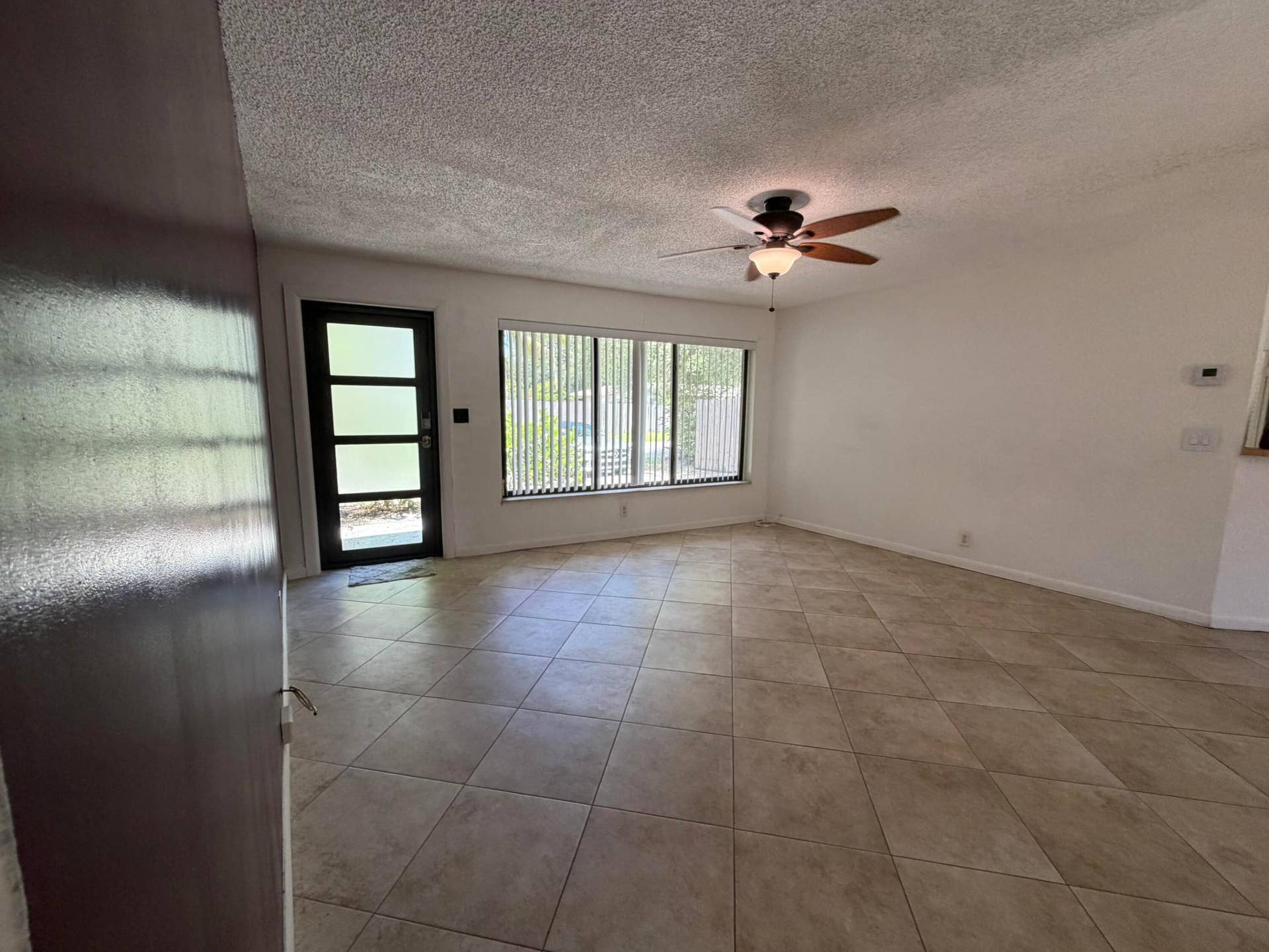 4250 NE 12th Avenue, Pompano Beach, FL 33064 IMG_6172