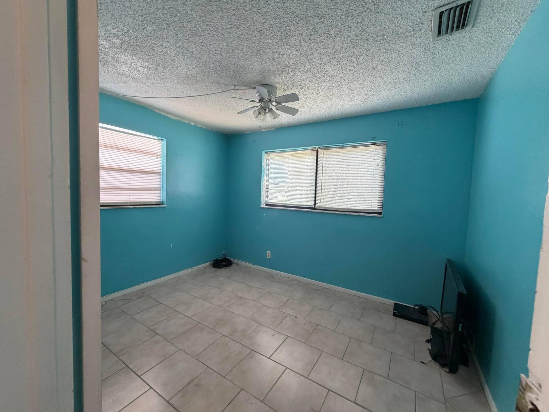 4250 NE 12th Avenue, Pompano Beach, FL 33064 IMG_6165