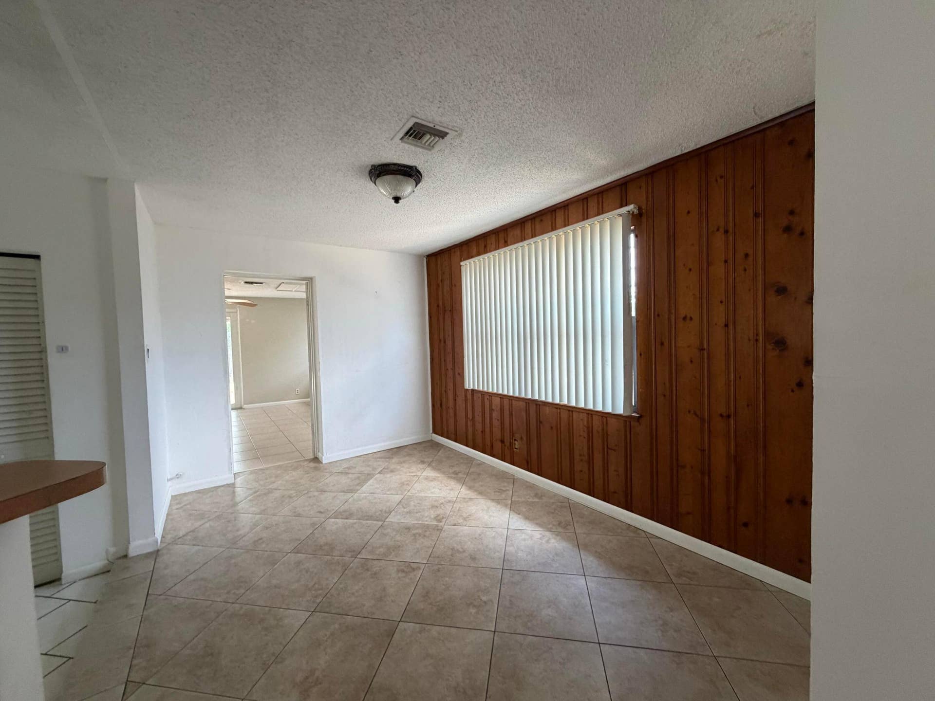 4250 NE 12th Avenue, Pompano Beach, FL 33064 IMG_6179
