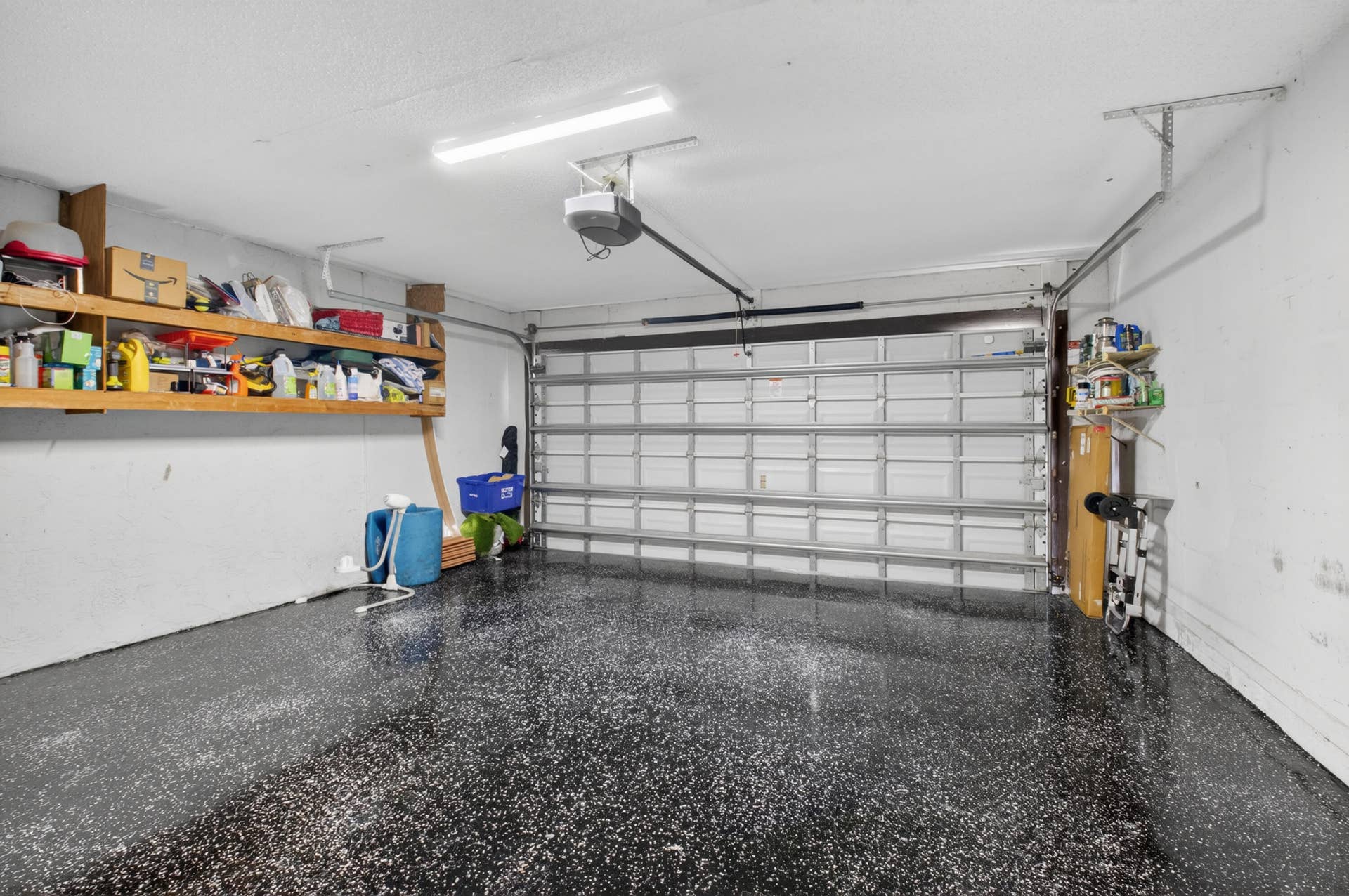 7374 Woodmont Court, Boca Raton, FL 33434 Garage