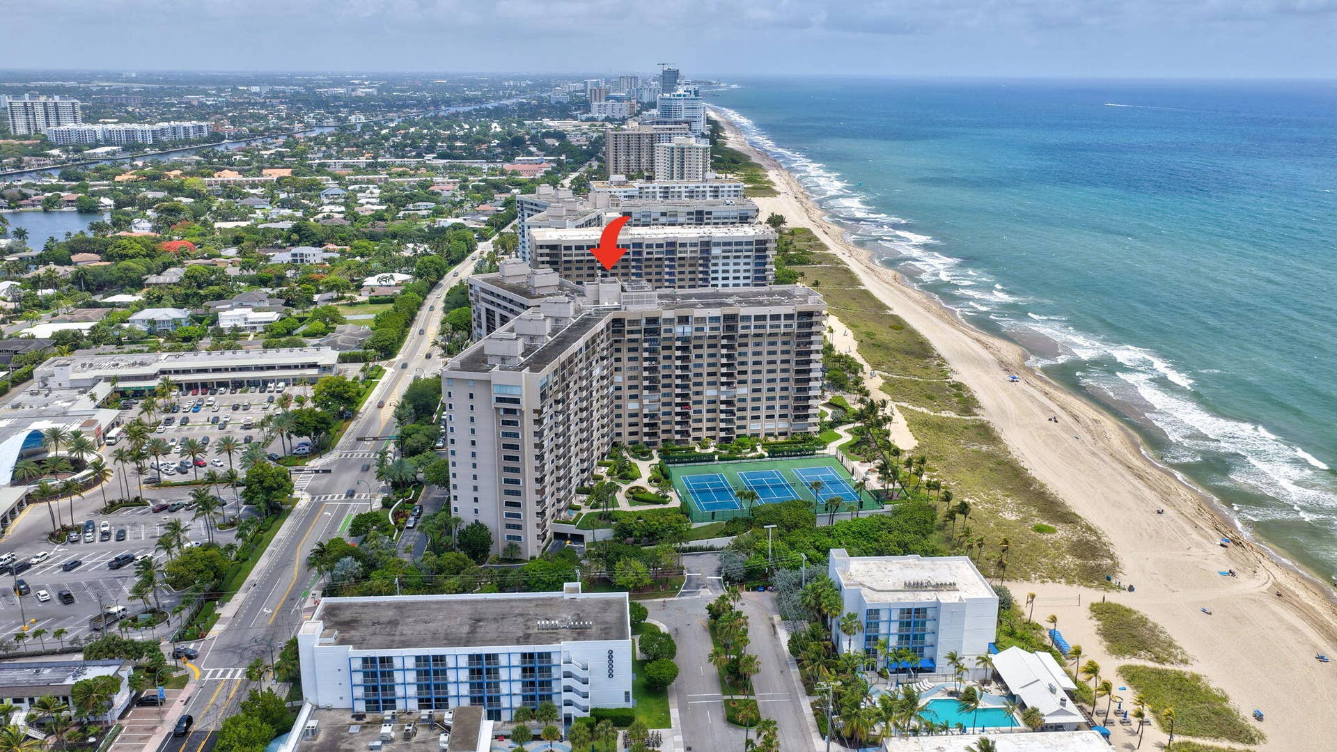 4900 N Ocean Boulevard, #512, Lauderdale By The Sea, FL 33308 37-web-or-mls-DJI_20260528010503_0328_D_