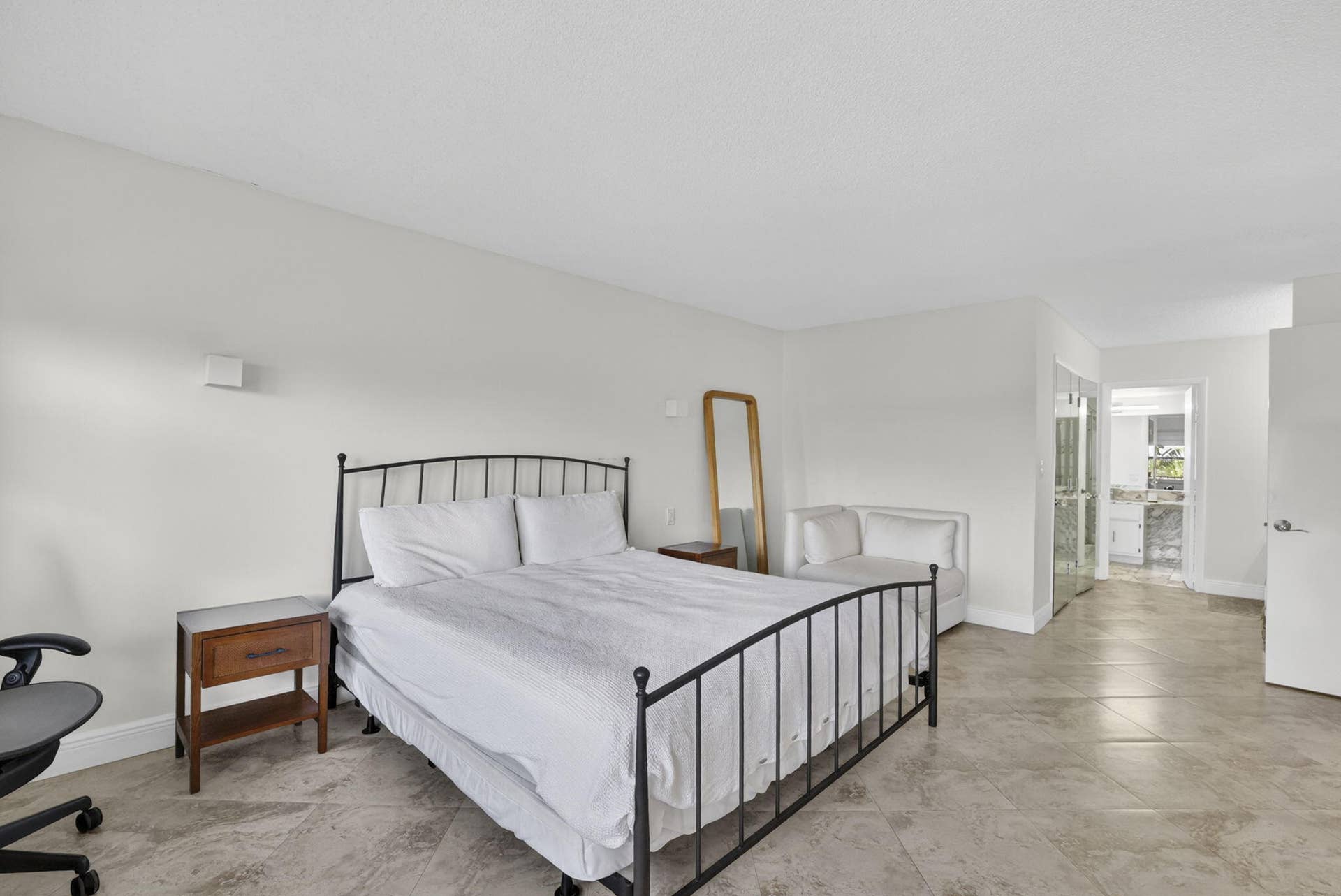 4900 N Ocean Boulevard, #512, Lauderdale By The Sea, FL 33308 24-web-or-mls-8I8A0641