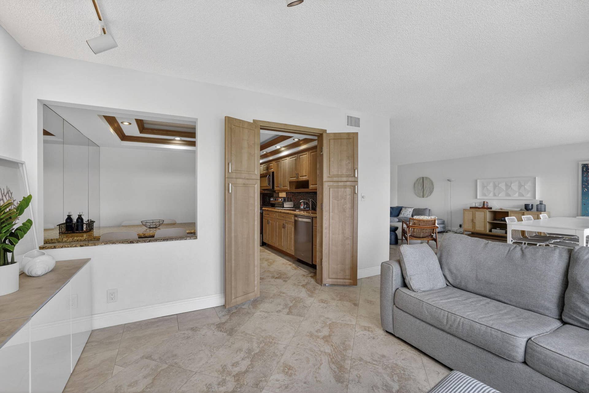 4900 N Ocean Boulevard, #512, Lauderdale By The Sea, FL 33308 13-web-or-mls-8I8A0589