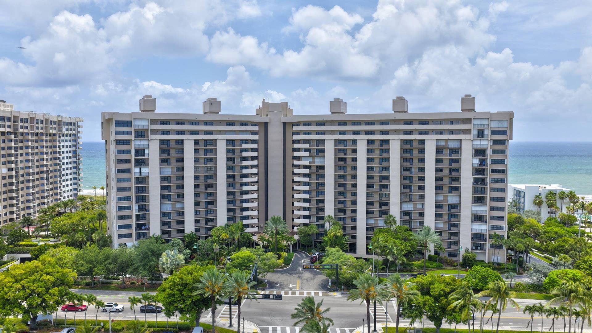 4900 N Ocean Boulevard, #512, Lauderdale By The Sea, FL 33308 1-web-or-mls-DJI_20260528010358_0308_D_0