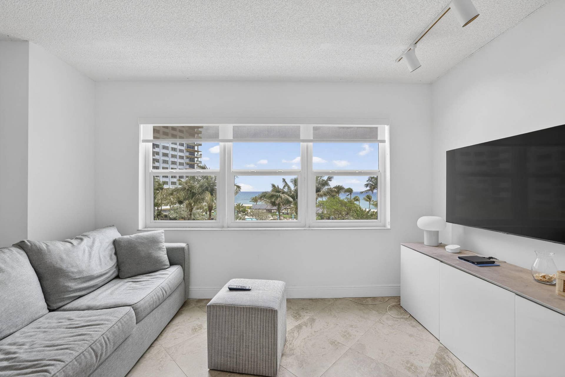 4900 N Ocean Boulevard, #512, Lauderdale By The Sea, FL 33308 11-web-or-mls-8I8A0576