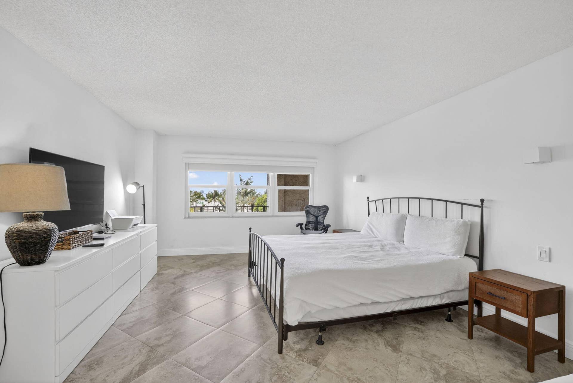 4900 N Ocean Boulevard, #512, Lauderdale By The Sea, FL 33308 23-web-or-mls-8I8A0638