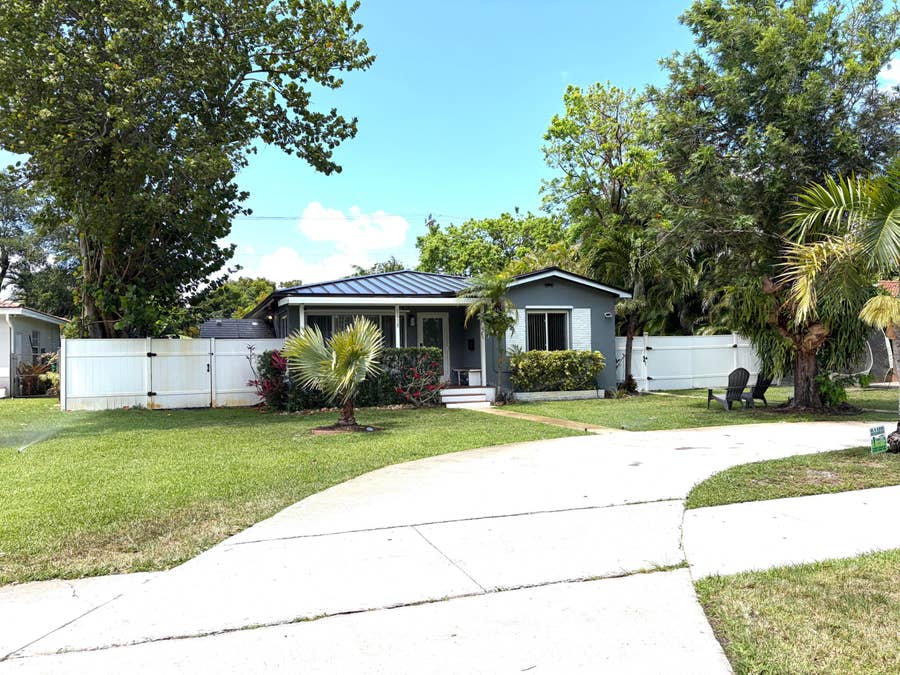 Property photo for 2615 Roosevelt Street, Hollywood, FL