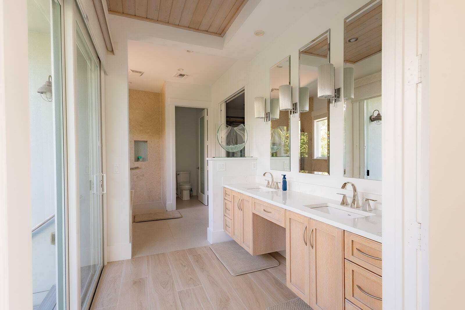 770 NE 6th Street-28