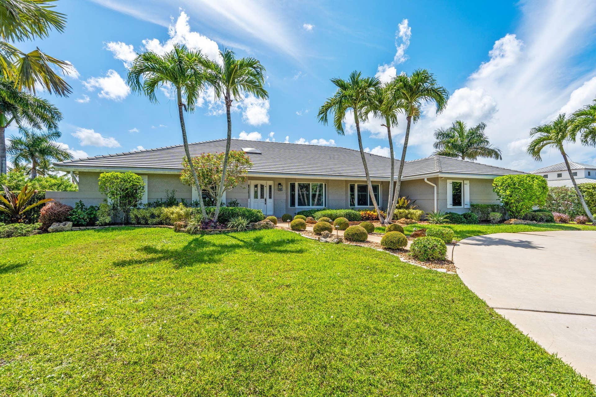 3-web-or-mls-A7407063
