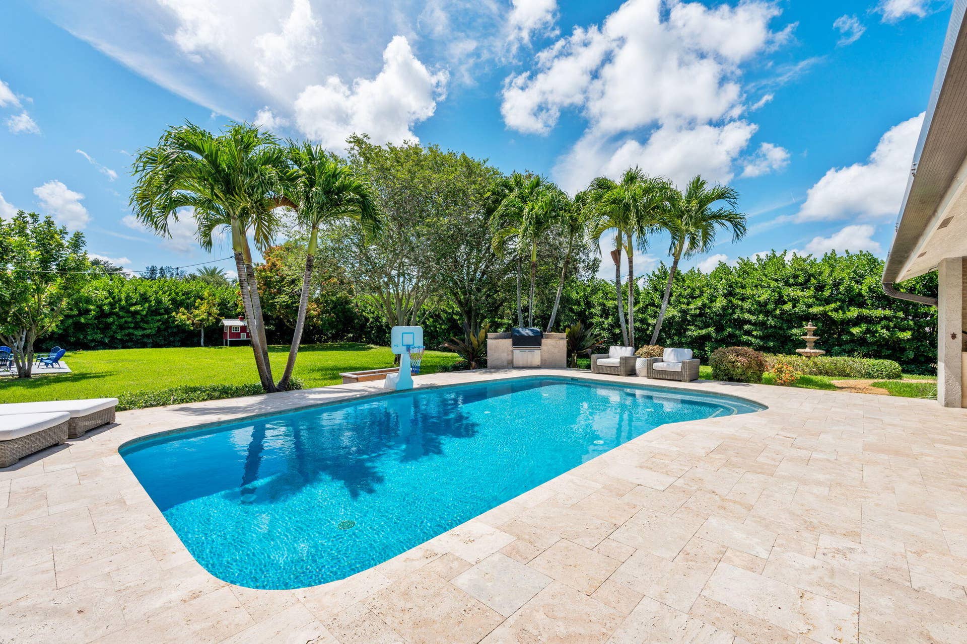 46-web-or-mls-A7407044
