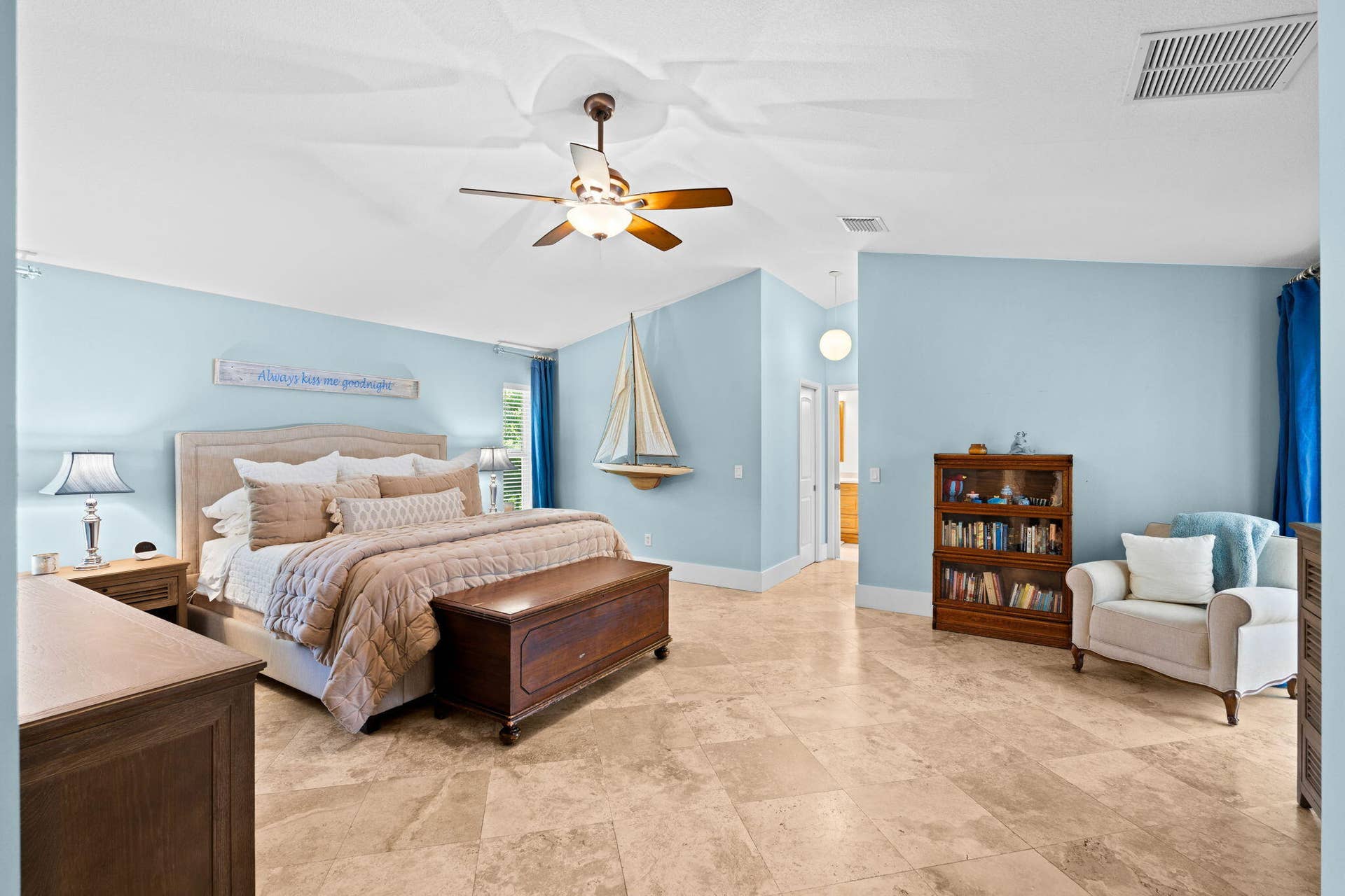 21-web-or-mls-A7406955
